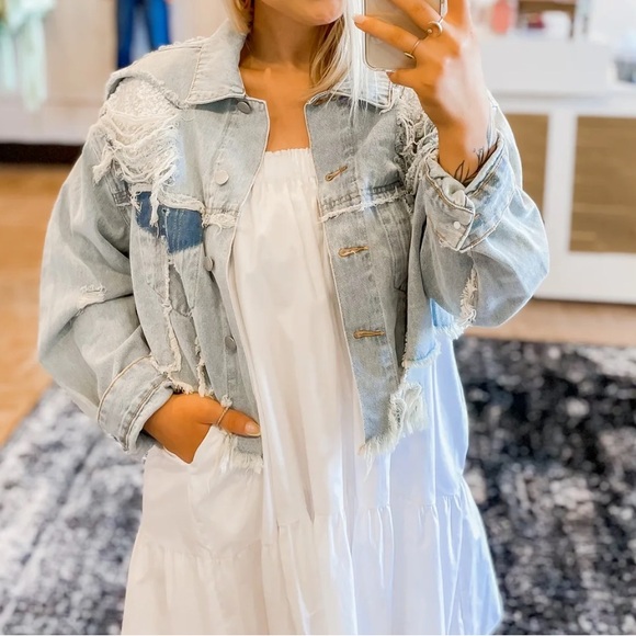 POL Oversized Love Sequins Jacket - Picture 7 of 11